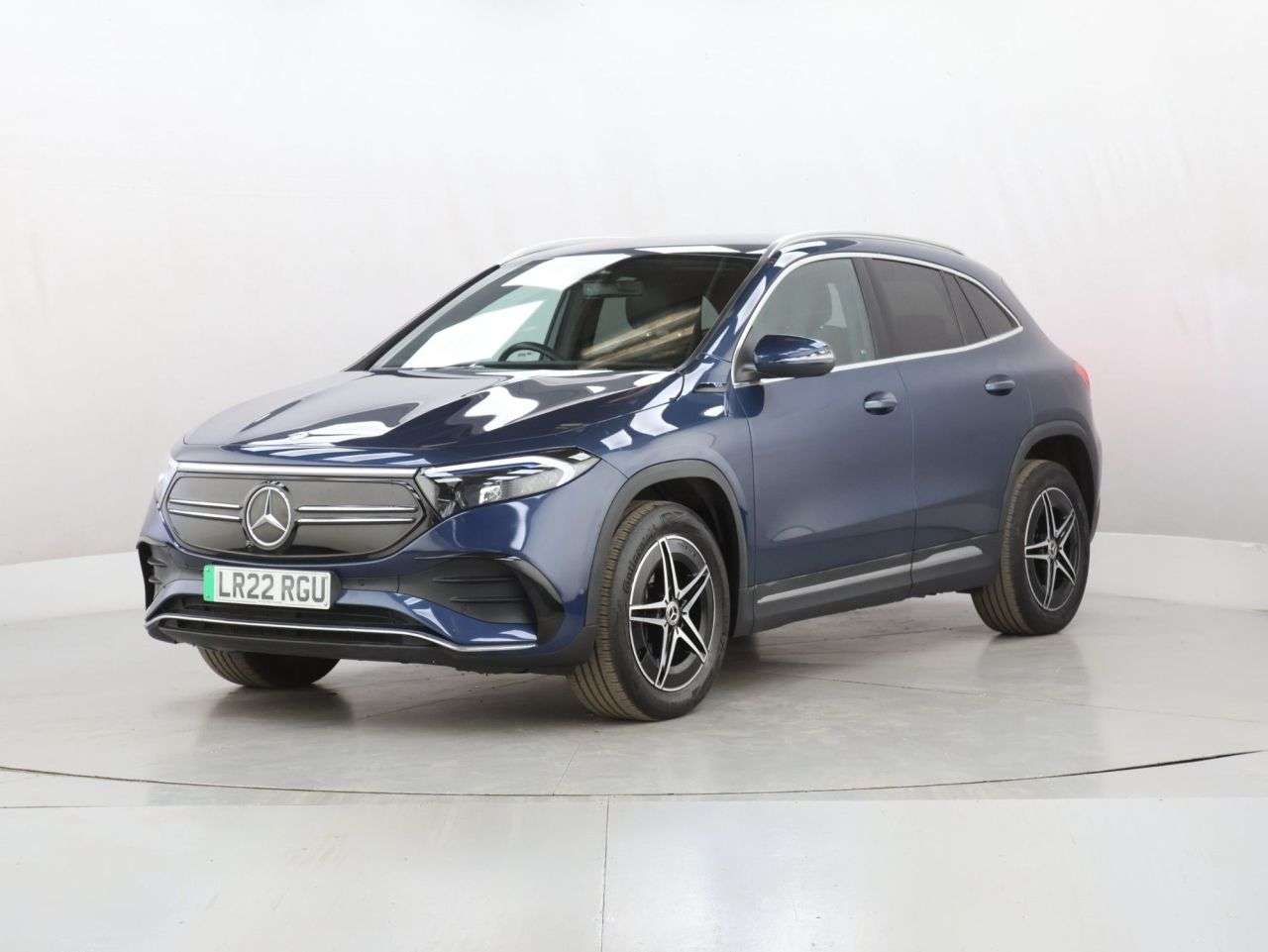 A 2022 MERCEDES-BENZ EQA EQA 250 66.5kWh AMG Line SUV 5dr Electric Auto (190 ps) A 2022 MERCEDES-BENZ EQA EQA 250 66.5kWh AMG Line SUV 5dr Electric Auto (190 ps)