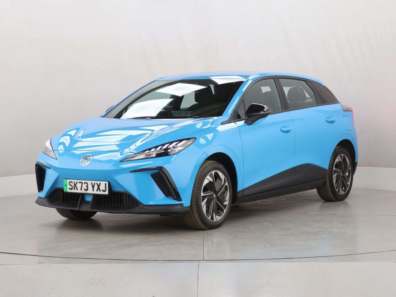 A 2023 MG MG 4 51kWh SE Hatchback 5dr Electric Auto (170 ps) A 2023 MG MG 4 51kWh SE Hatchback 5dr Electric Auto (170 ps)