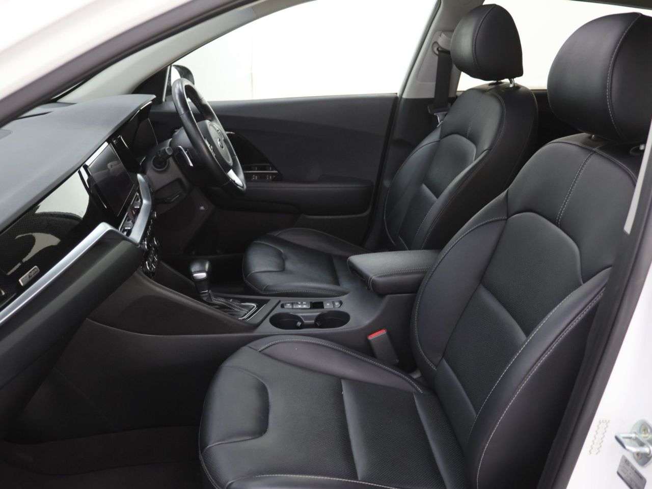 2021 KIA NIRO 2021 KIA NIRO