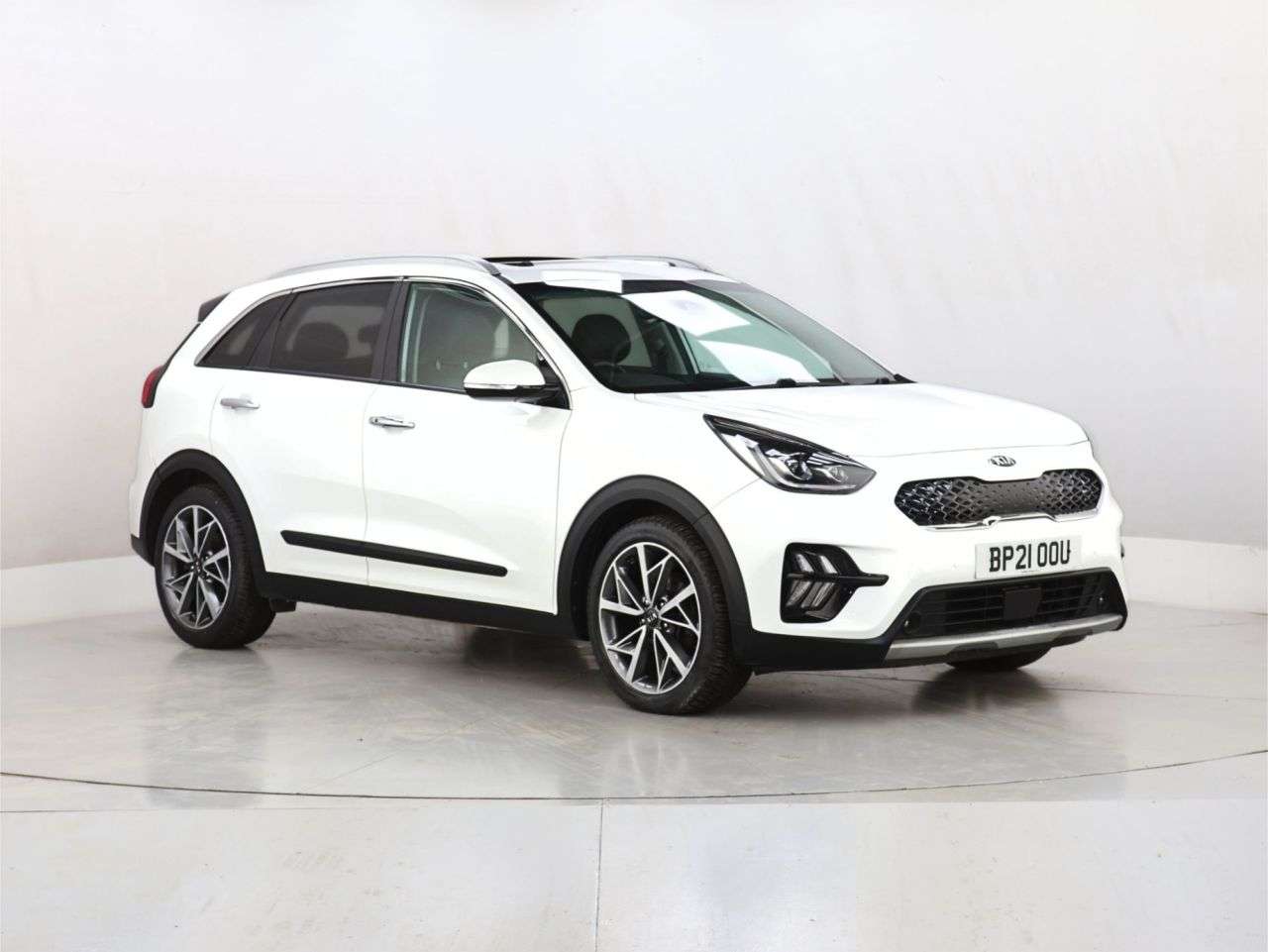 A 2021 KIA NIRO 1.6 GDi 4 SUV 5dr Petrol Hybrid DCT Euro 6 (s/s) (139 bhp) A 2021 KIA NIRO 1.6 GDi 4 SUV 5dr Petrol Hybrid DCT Euro 6 (s/s) (139 bhp)