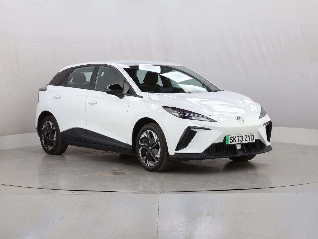 A 2023 MG MG 4 51kWh SE Hatchback 5dr Electric Auto (170 ps) A 2023 MG MG 4 51kWh SE Hatchback 5dr Electric Auto (170 ps)