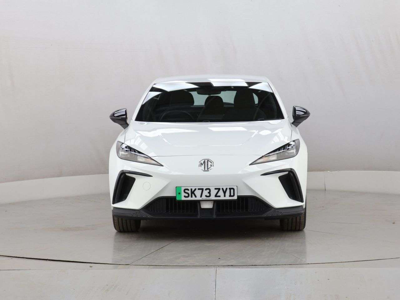 A 2023 MG MG 4 51kWh SE Hatchback 5dr Electric Auto (170 ps) A 2023 MG MG 4 51kWh SE Hatchback 5dr Electric Auto (170 ps)