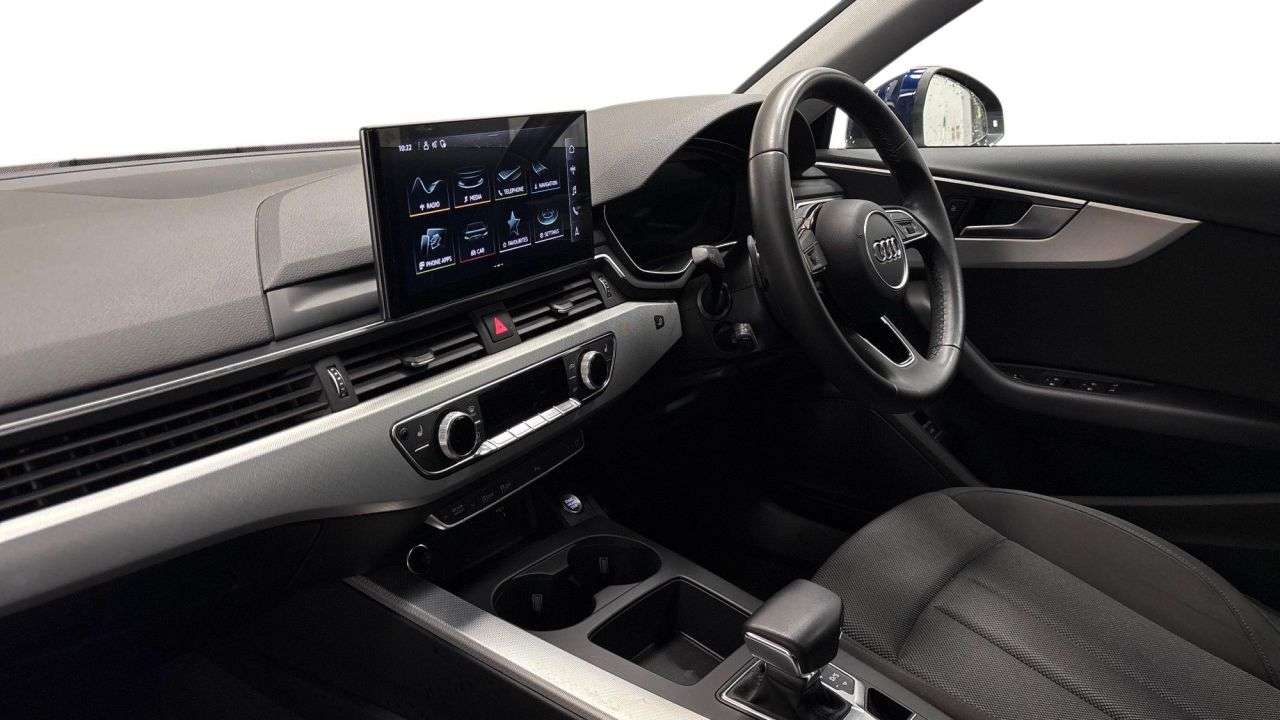 2022 AUDI A4 2022 AUDI A4