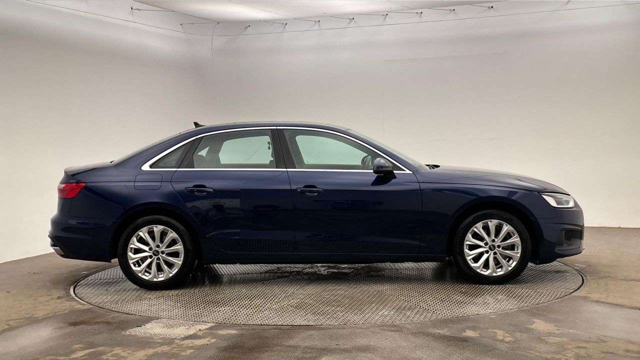 A 2022 AUDI A4 2.0 TFSI 35 Technik Saloon 4dr Petrol S Tronic Euro 6 (s/s) (150 ps) A 2022 AUDI A4 2.0 TFSI 35 Technik Saloon 4dr Petrol S Tronic Euro 6 (s/s) (150 ps)