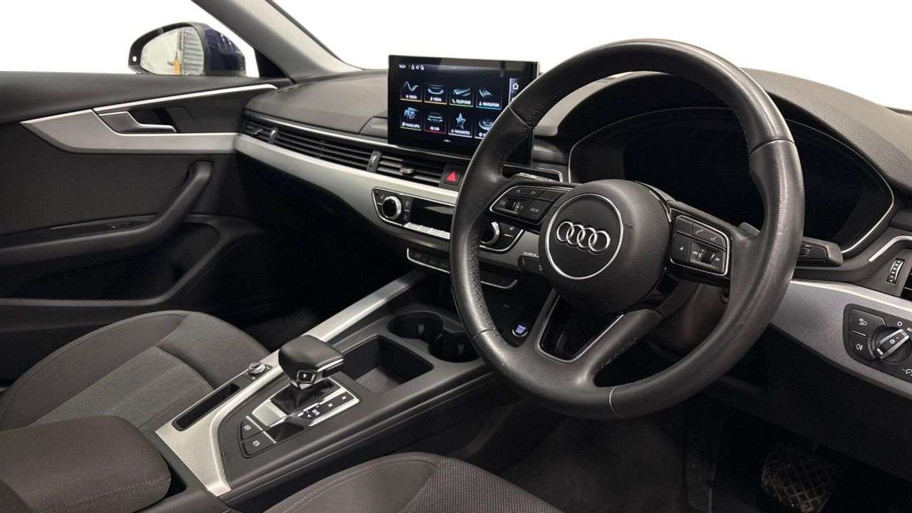 2022 AUDI A4 2022 AUDI A4
