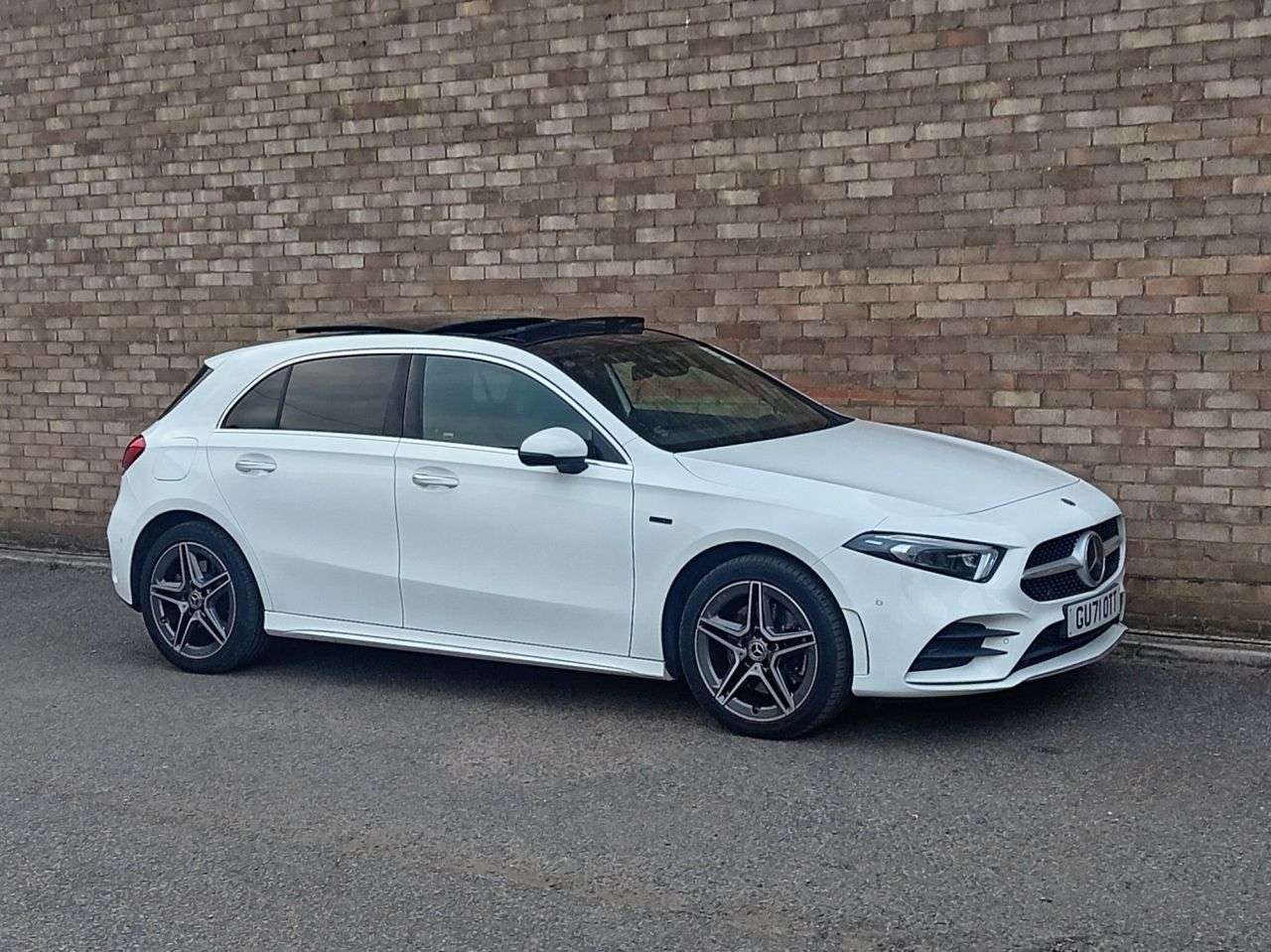 A 2021 MERCEDES-BENZ A CLASS 1.3 A250e 15.6kWh AMG Line Edition (Premium Plus) Hatchback 5dr Petrol Plug A 2021 MERCEDES-BENZ A CLASS 1.3 A250e 15.6kWh AMG Line Edition (Premium Plus) Hatchback 5dr Petrol Plug