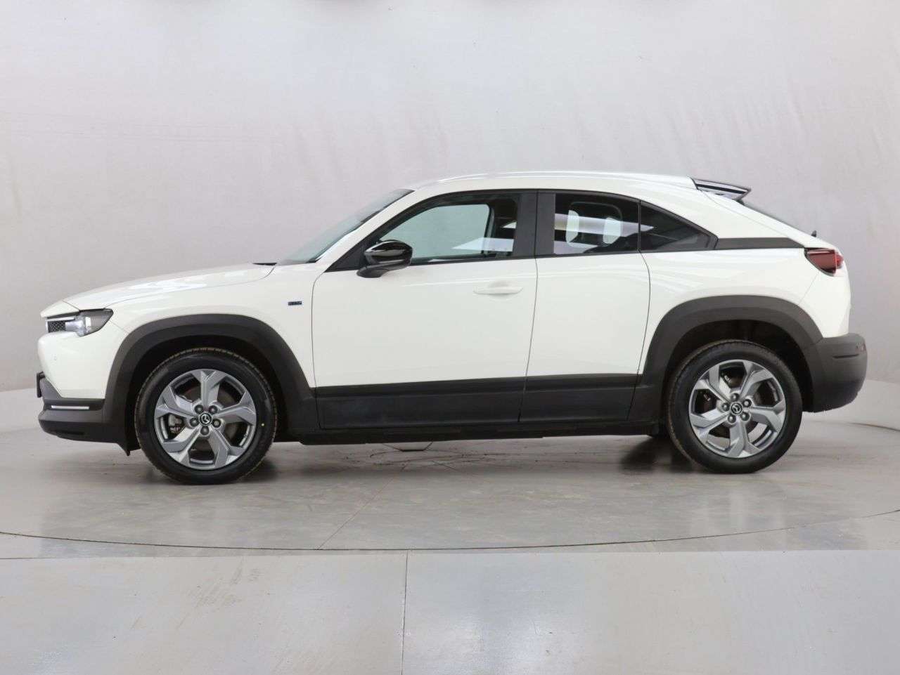 2023 MAZDA MX-30 2023 MAZDA MX-30