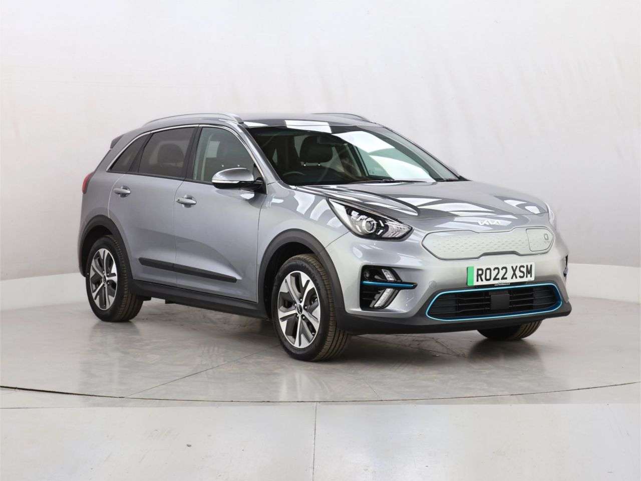 A 2022 KIA NIRO 64kWh 2 SUV 5dr Electric Auto (201 bhp) A 2022 KIA NIRO 64kWh 2 SUV 5dr Electric Auto (201 bhp)