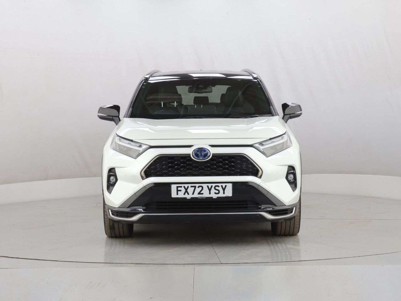 A 2022 TOYOTA RAV4 2.5 VVT 18.1kWh Dynamic SUV 5dr Petrol Plug-in Hybrid CVT 4WD Euro 6 (s/s) A 2022 TOYOTA RAV4 2.5 VVT 18.1kWh Dynamic SUV 5dr Petrol Plug-in Hybrid CVT 4WD Euro 6 (s/s)