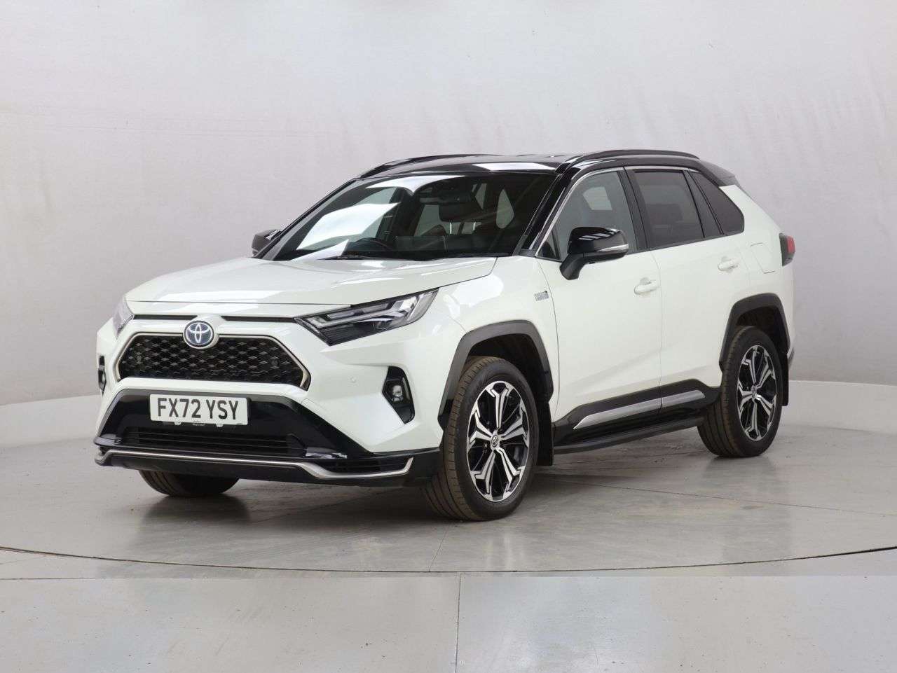 A 2022 TOYOTA RAV4 2.5 VVT 18.1kWh Dynamic SUV 5dr Petrol Plug-in Hybrid CVT 4WD Euro 6 (s/s) A 2022 TOYOTA RAV4 2.5 VVT 18.1kWh Dynamic SUV 5dr Petrol Plug-in Hybrid CVT 4WD Euro 6 (s/s)