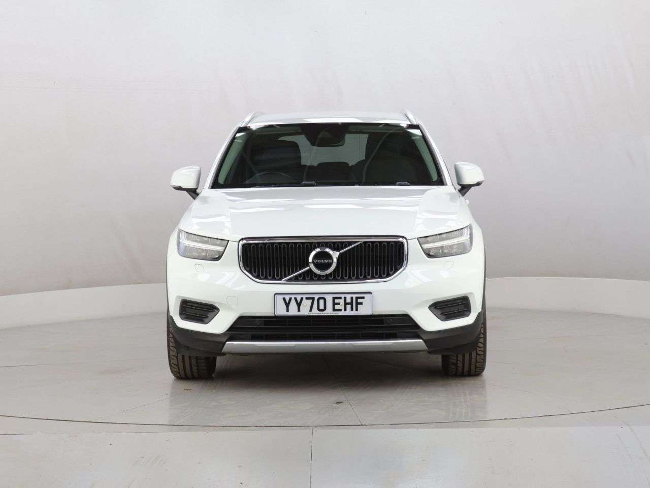 A 2020 VOLVO XC40 1.5 T3 Momentum SUV 5dr Petrol Manual Euro 6 (s/s) (163 ps) A 2020 VOLVO XC40 1.5 T3 Momentum SUV 5dr Petrol Manual Euro 6 (s/s) (163 ps)