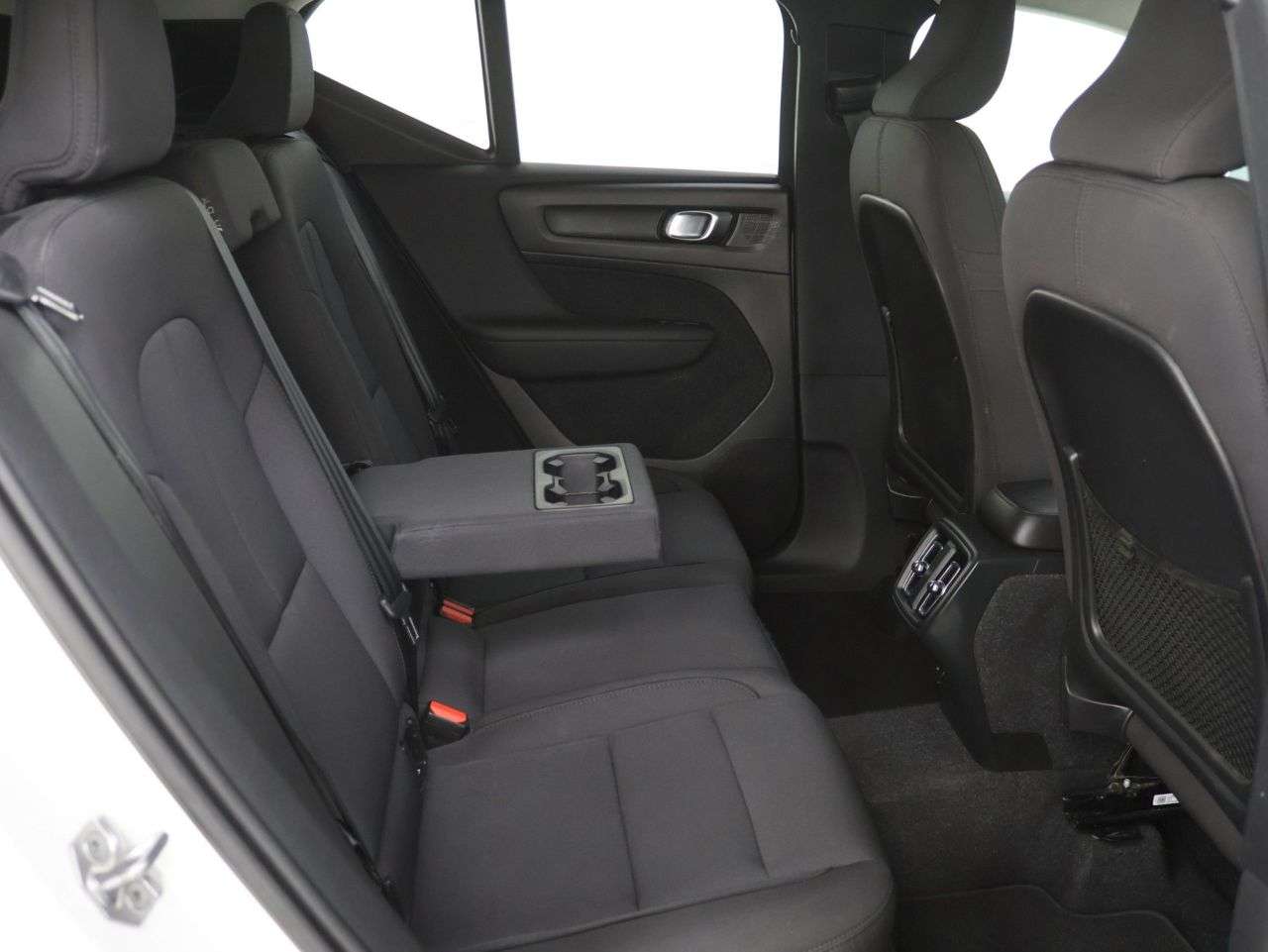 2020 VOLVO XC40 2020 VOLVO XC40