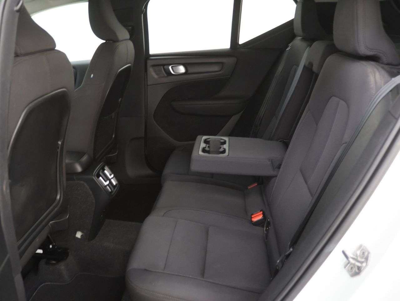 2020 VOLVO XC40 2020 VOLVO XC40