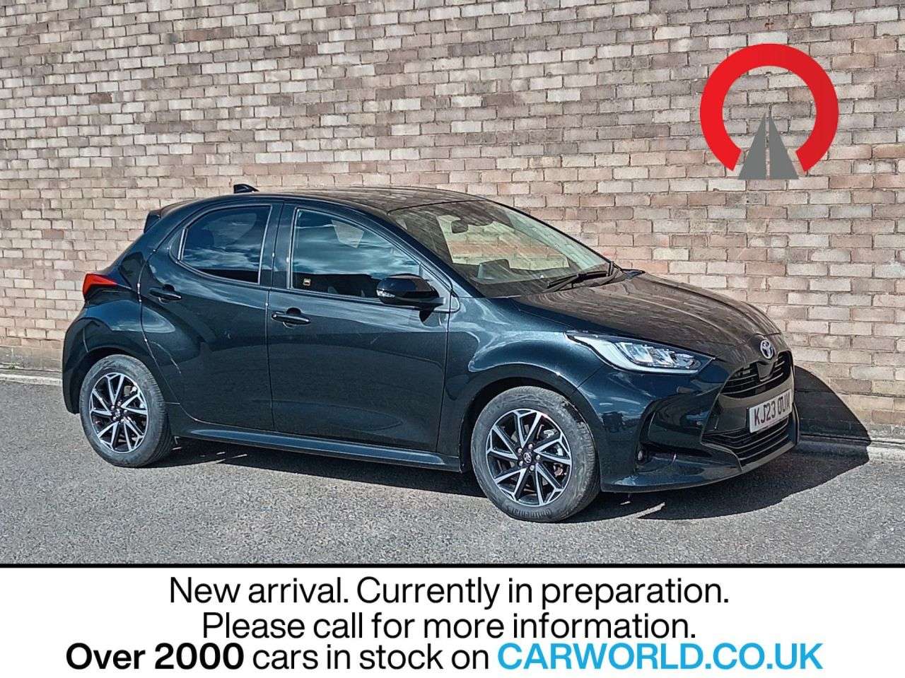 A 2023 TOYOTA YARIS 1.5 VVT-h Design Hatchback 5dr Petrol Hybrid E-CVT Euro 6 (s/s) (116 ps) A 2023 TOYOTA YARIS 1.5 VVT-h Design Hatchback 5dr Petrol Hybrid E-CVT Euro 6 (s/s) (116 ps)