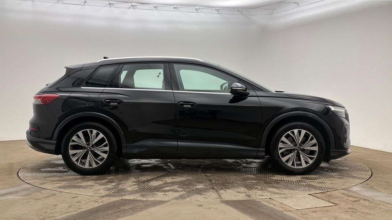 A 2021 AUDI Q4 E-TRON 40 Sport SUV 5dr Electric Auto 82kWh (204 ps) A 2021 AUDI Q4 E-TRON 40 Sport SUV 5dr Electric Auto 82kWh (204 ps)