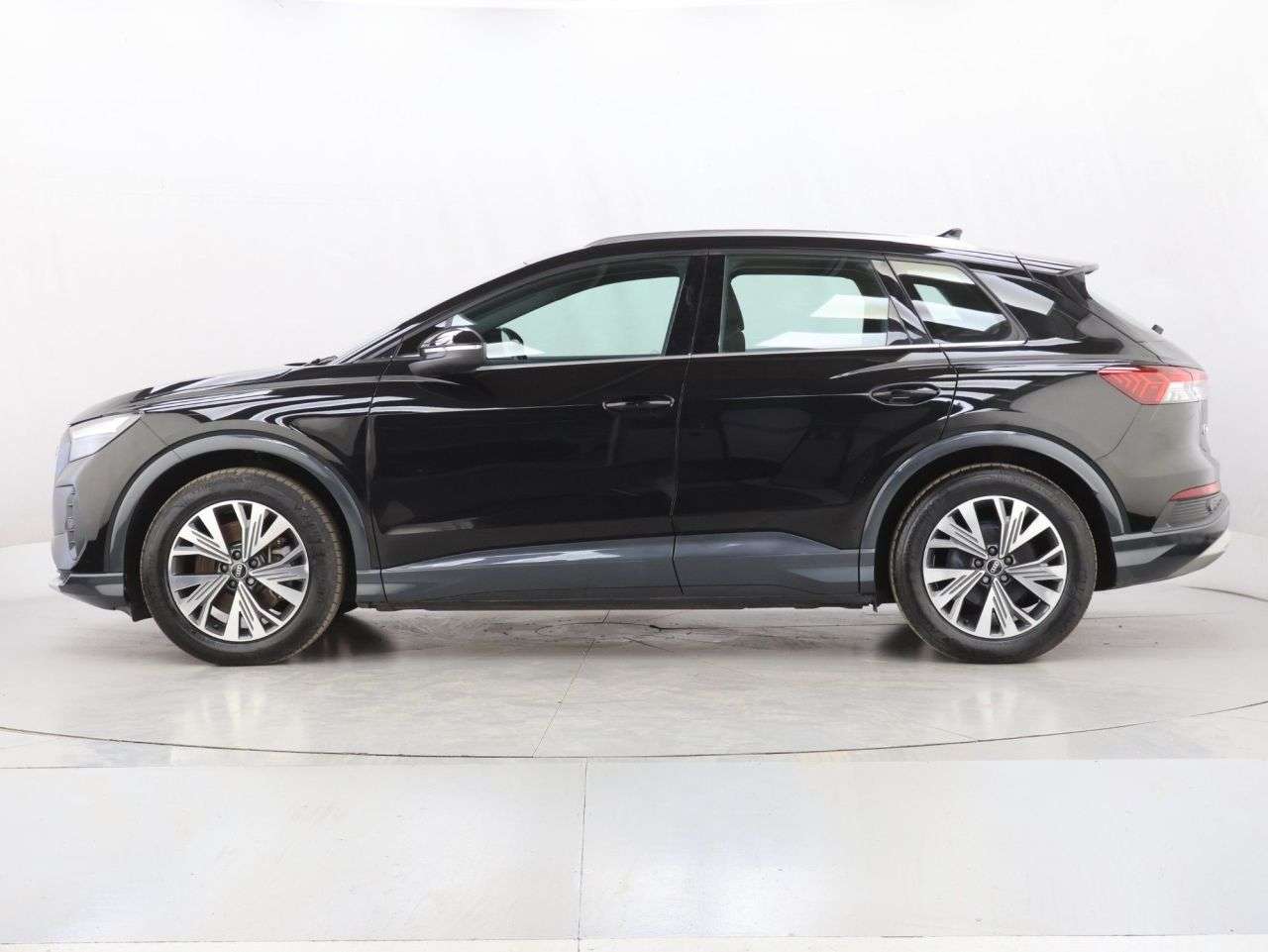 2021 AUDI Q4 E-TRON 2021 AUDI Q4 E-TRON