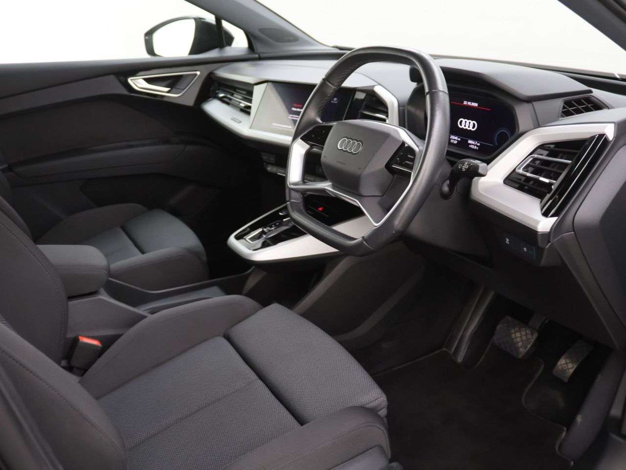 2021 AUDI Q4 E-TRON 2021 AUDI Q4 E-TRON