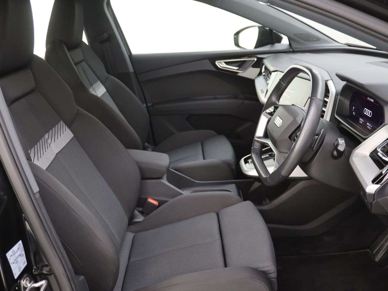 2021 AUDI Q4 E-TRON 2021 AUDI Q4 E-TRON
