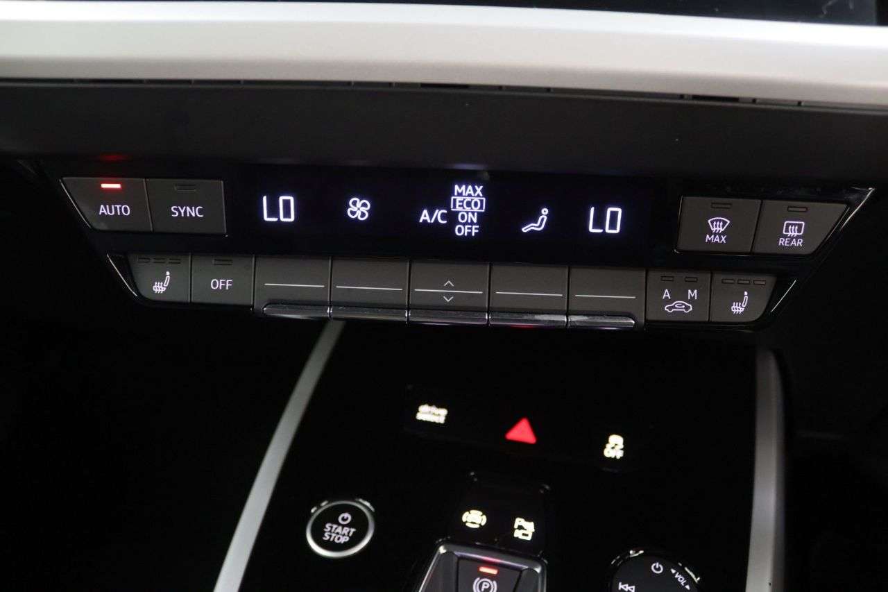 2021 AUDI Q4 E-TRON 2021 AUDI Q4 E-TRON