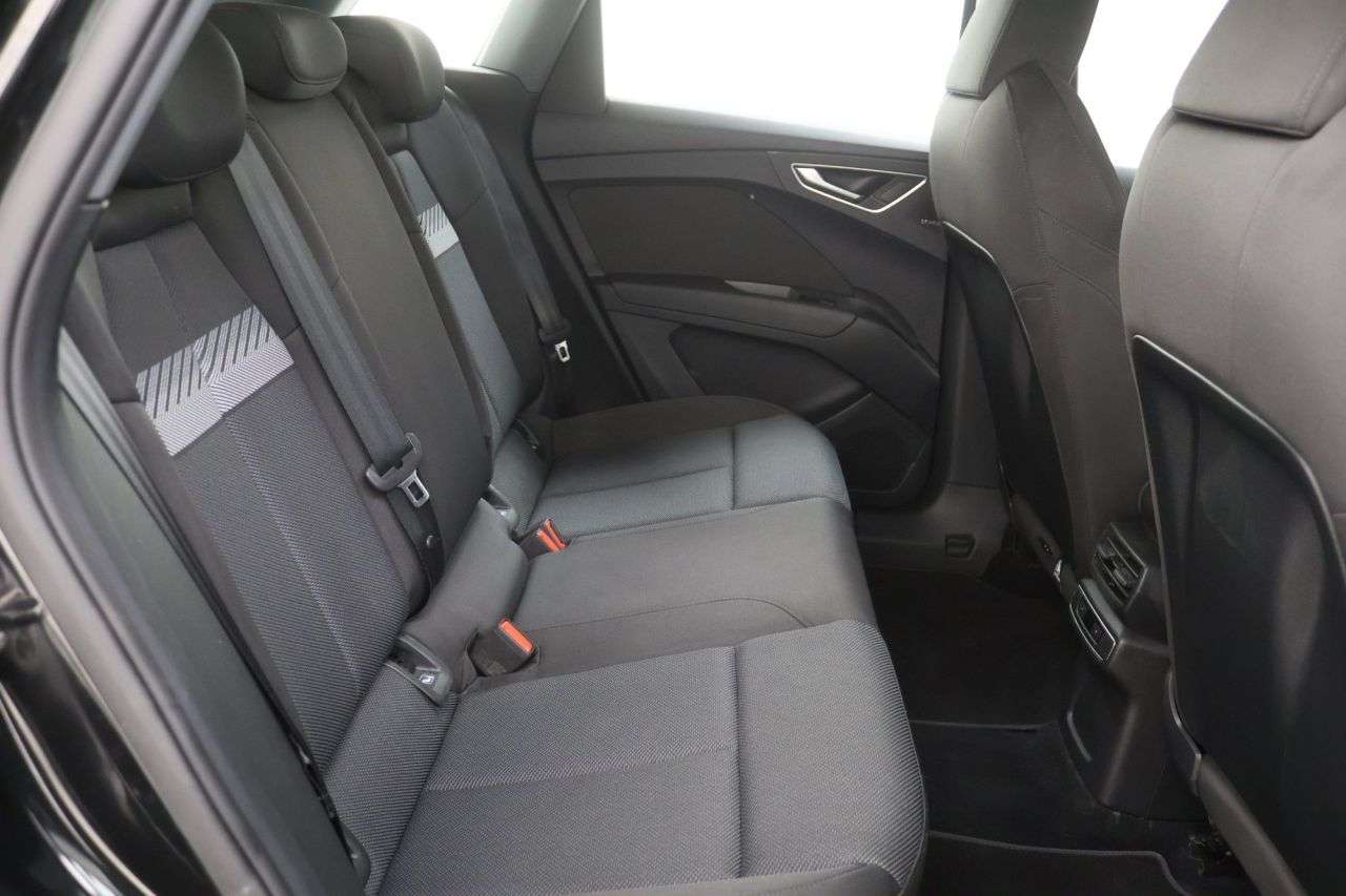 2021 AUDI Q4 E-TRON 2021 AUDI Q4 E-TRON