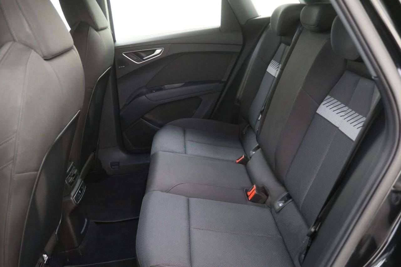 2021 AUDI Q4 E-TRON 2021 AUDI Q4 E-TRON