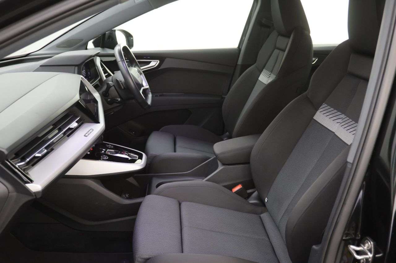 2021 AUDI Q4 E-TRON 2021 AUDI Q4 E-TRON