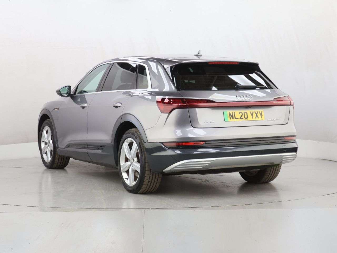2020 AUDI E-TRON 2020 AUDI E-TRON