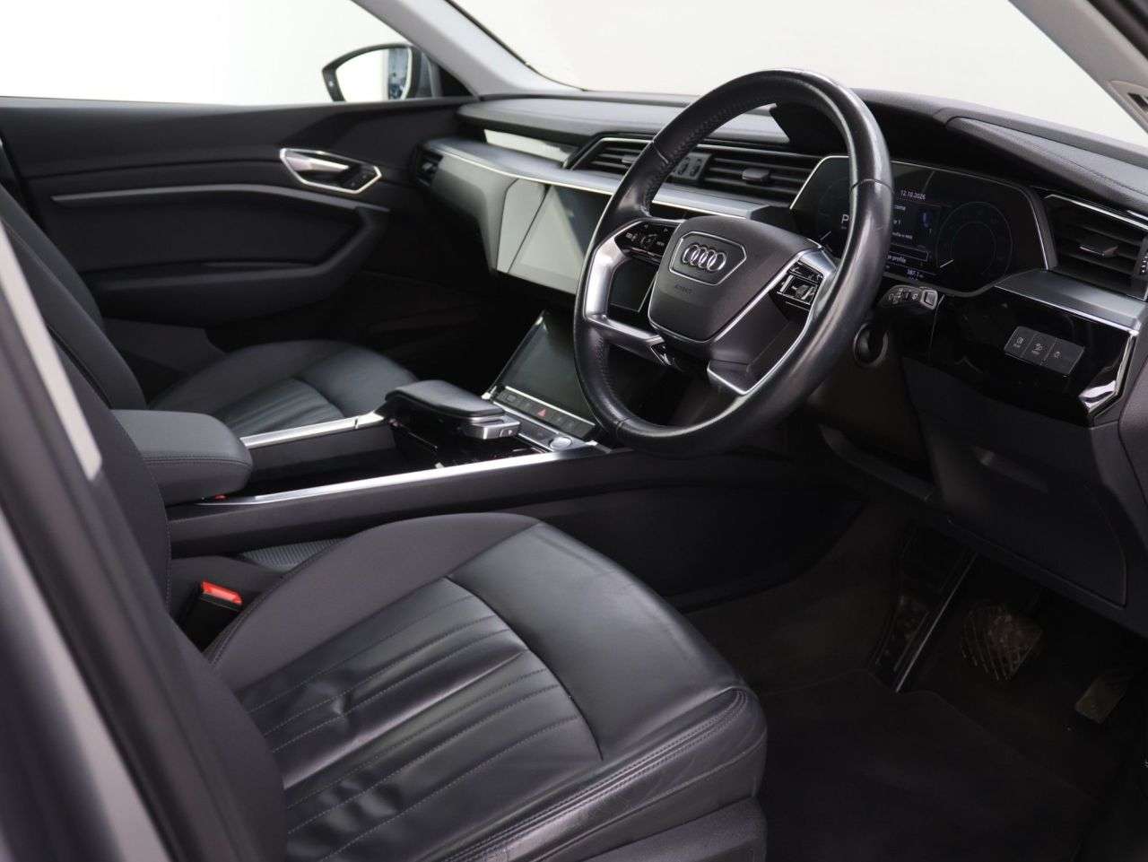 2020 AUDI E-TRON 2020 AUDI E-TRON