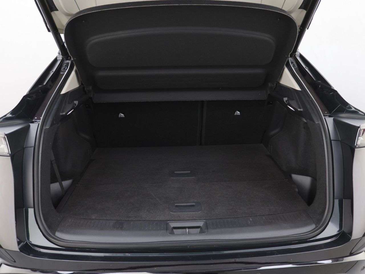 2023 NISSAN ARIYA 2023 NISSAN ARIYA