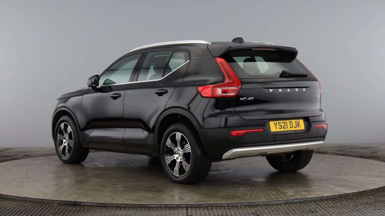 A 2021 VOLVO XC40 1.5 T3 Inscription SUV 5dr Petrol Manual Euro 6 (s/s) (163 ps) A 2021 VOLVO XC40 1.5 T3 Inscription SUV 5dr Petrol Manual Euro 6 (s/s) (163 ps)