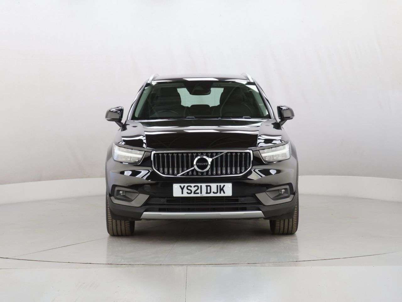 2021 VOLVO XC40 2021 VOLVO XC40