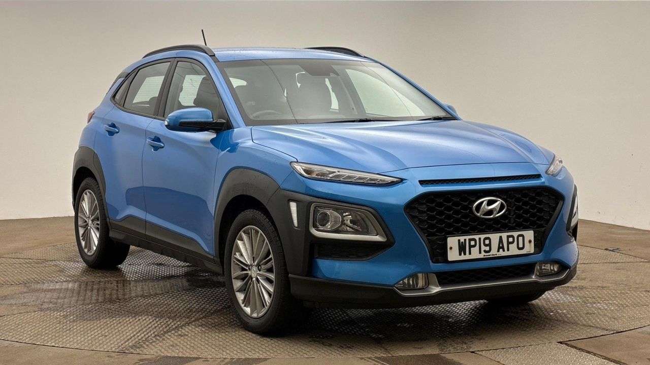 A 2019 HYUNDAI KONA 1.0 T-GDi SE SUV 5dr Petrol Manual Euro 6 (s/s) (120 ps) A 2019 HYUNDAI KONA 1.0 T-GDi SE SUV 5dr Petrol Manual Euro 6 (s/s) (120 ps)