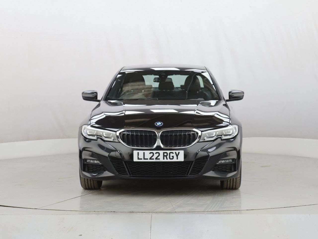 A 2022 BMW 3 SERIES 2.0 330e 12kWh M Sport Saloon 4dr Petrol Plug-in Hybrid Auto Euro 6 (s/s) ( A 2022 BMW 3 SERIES 2.0 330e 12kWh M Sport Saloon 4dr Petrol Plug-in Hybrid Auto Euro 6 (s/s) (