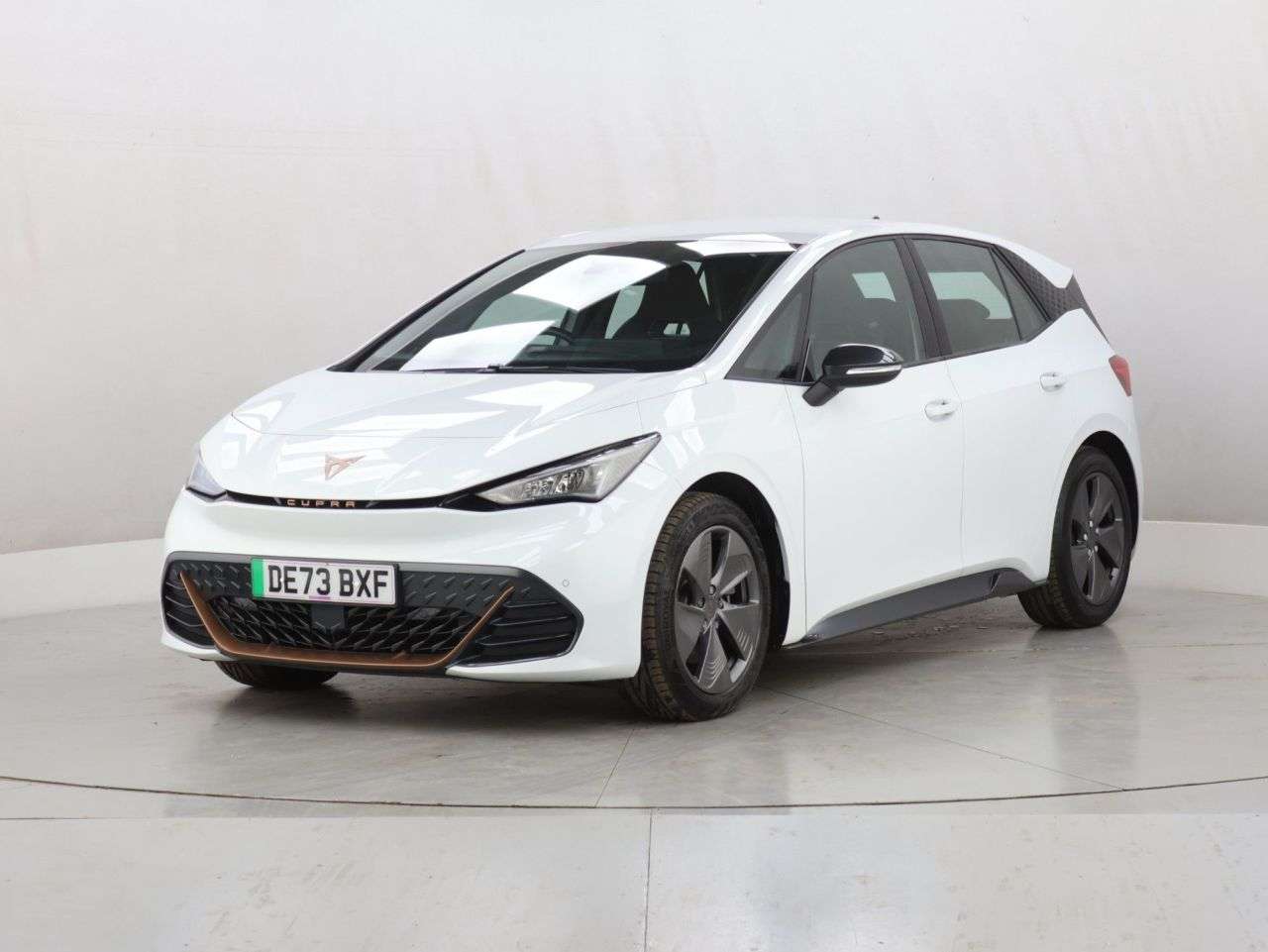 A 2023 CUPRA BORN 58kWh V1 Hatchback 5dr Electric Auto (204 ps) A 2023 CUPRA BORN 58kWh V1 Hatchback 5dr Electric Auto (204 ps)