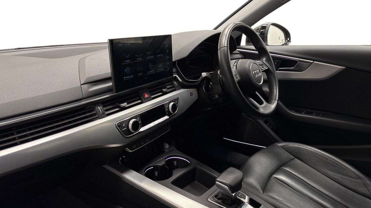2022 AUDI A4 2022 AUDI A4