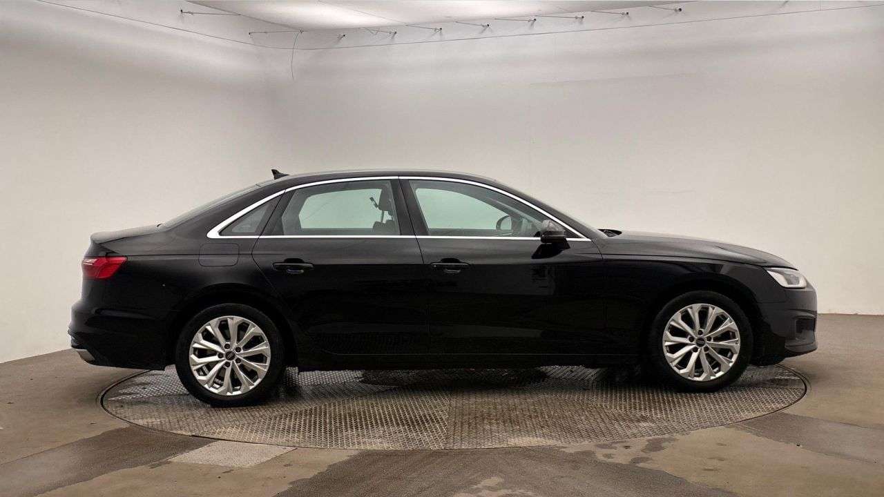 A 2022 AUDI A4 2.0 TFSI 35 Technik Saloon 4dr Petrol S Tronic Euro 6 (s/s) (150 ps) A 2022 AUDI A4 2.0 TFSI 35 Technik Saloon 4dr Petrol S Tronic Euro 6 (s/s) (150 ps)