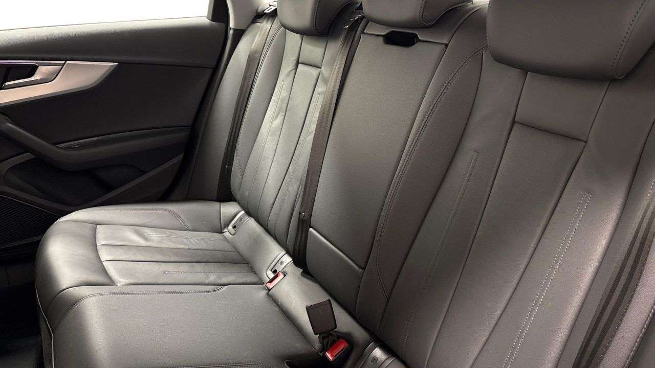 2022 AUDI A4 2022 AUDI A4