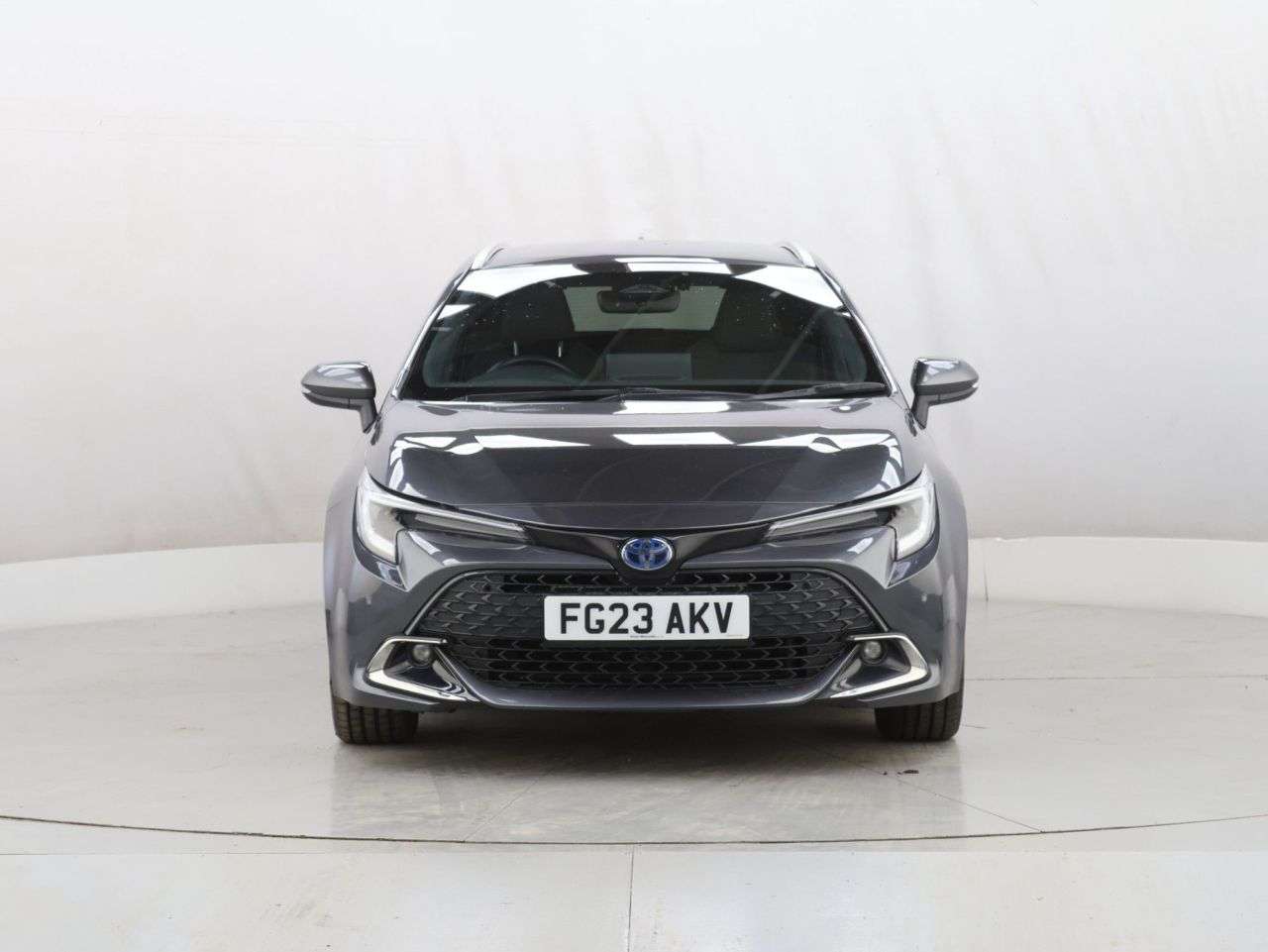 A 2023 TOYOTA COROLLA 1.8 VVT-h Design Touring Sports 5dr Petrol Hybrid CVT Euro 6 (s/s) (140 ps) A 2023 TOYOTA COROLLA 1.8 VVT-h Design Touring Sports 5dr Petrol Hybrid CVT Euro 6 (s/s) (140 ps)