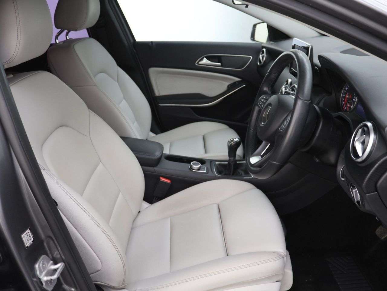2016 MERCEDES-BENZ A CLASS 2016 MERCEDES-BENZ A CLASS