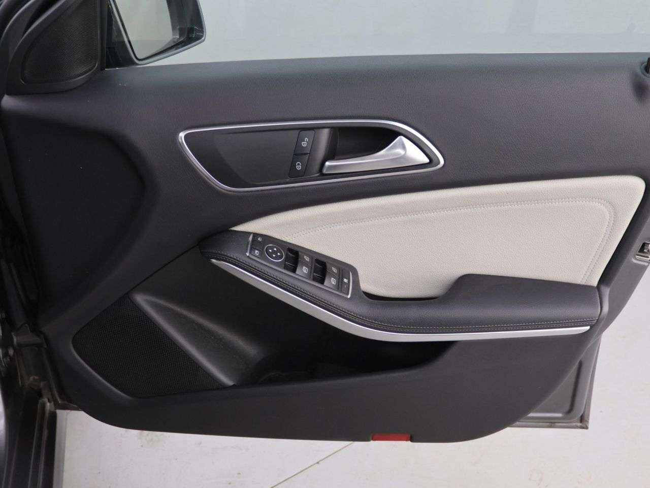 2016 MERCEDES-BENZ A CLASS 2016 MERCEDES-BENZ A CLASS
