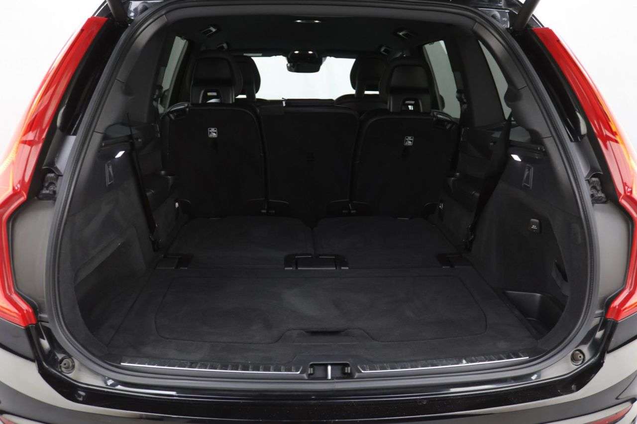 2021 VOLVO XC90 2021 VOLVO XC90
