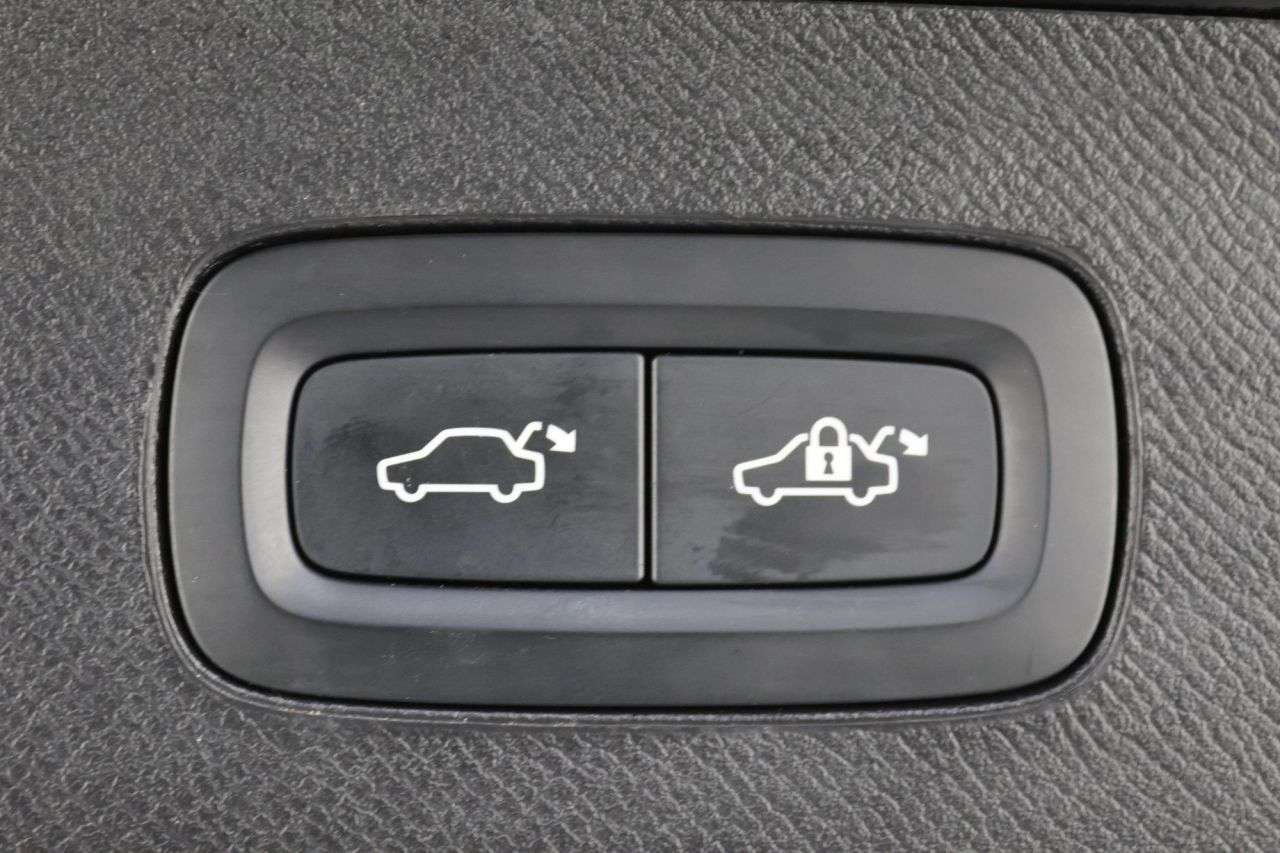 2021 VOLVO XC90 2021 VOLVO XC90