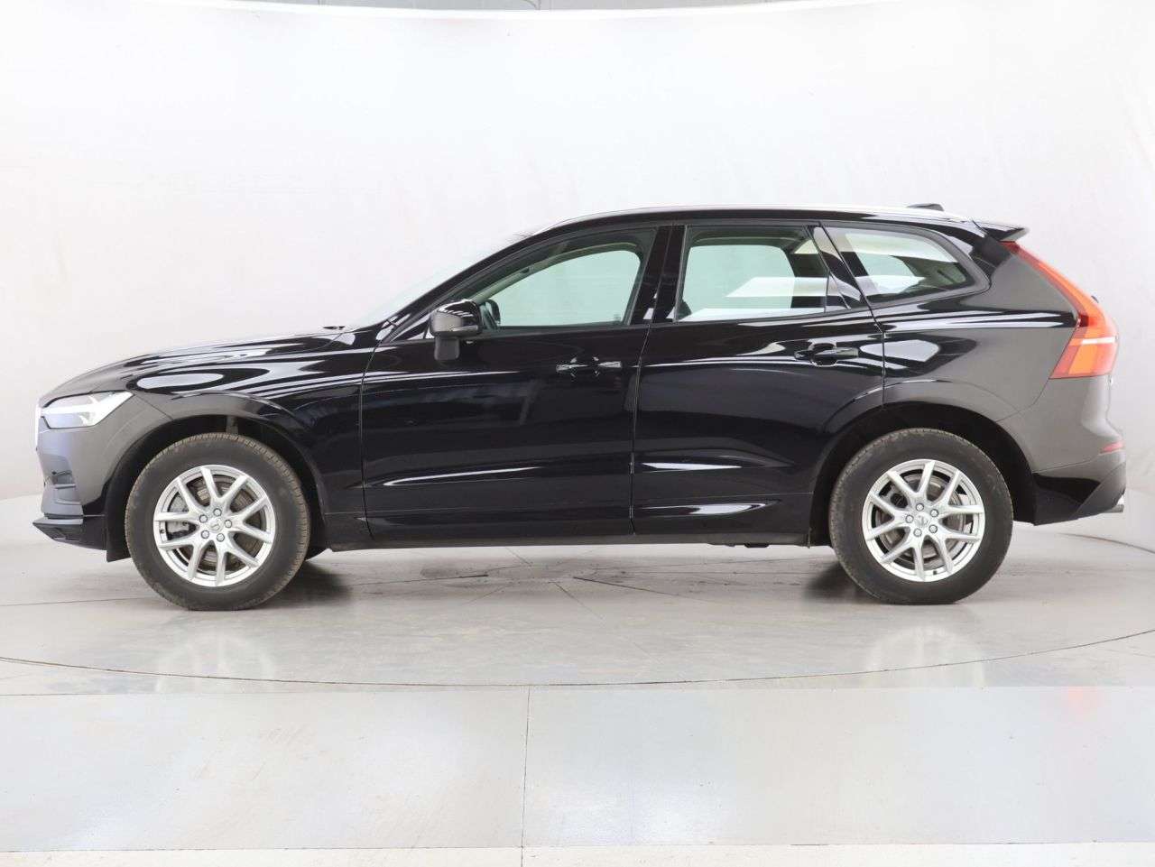 2021 VOLVO XC60 2021 VOLVO XC60