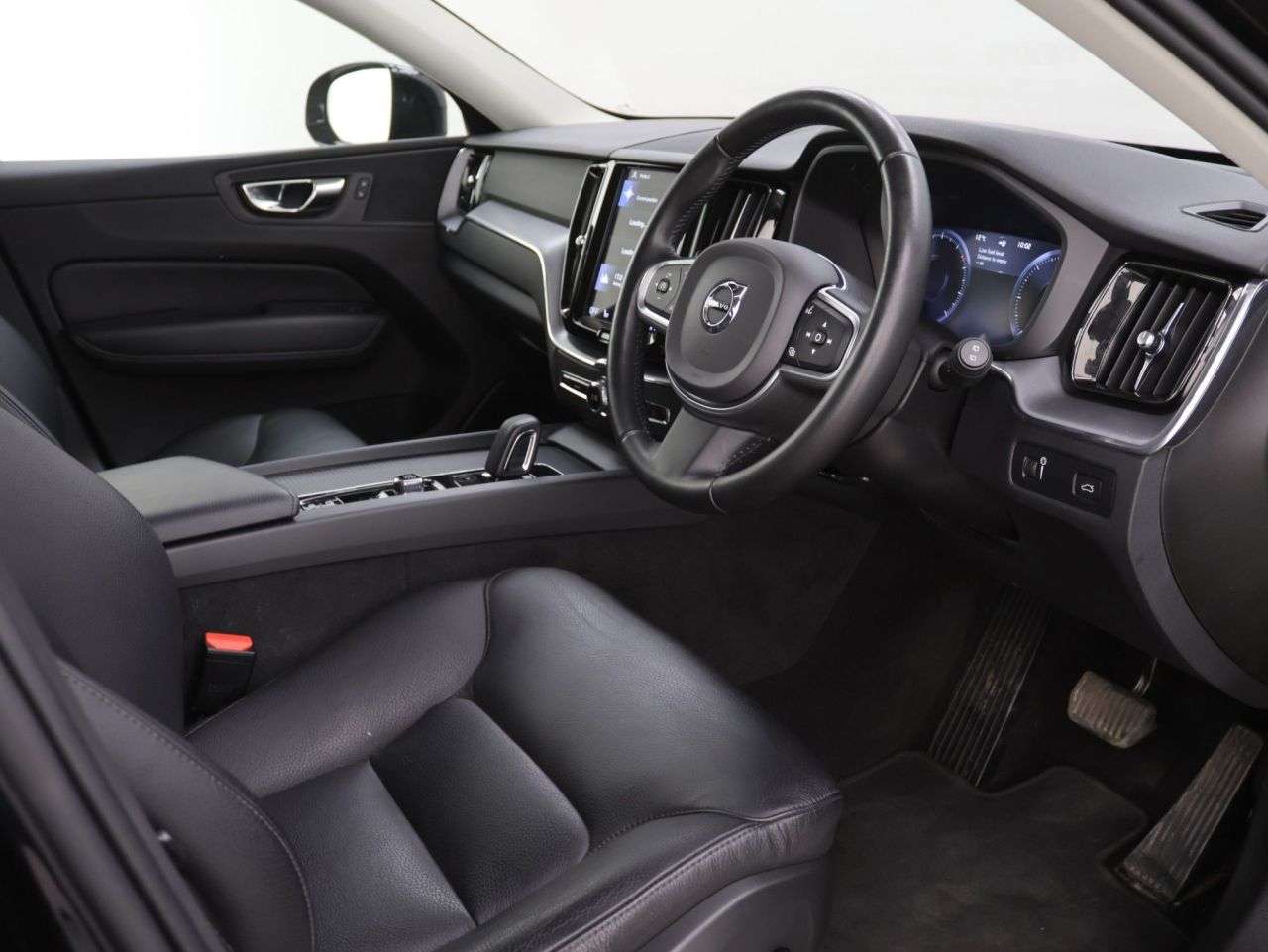 2021 VOLVO XC60 2021 VOLVO XC60