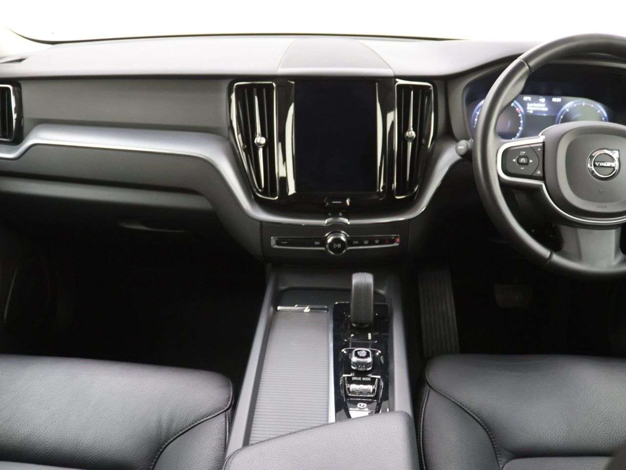 2021 VOLVO XC60 2021 VOLVO XC60