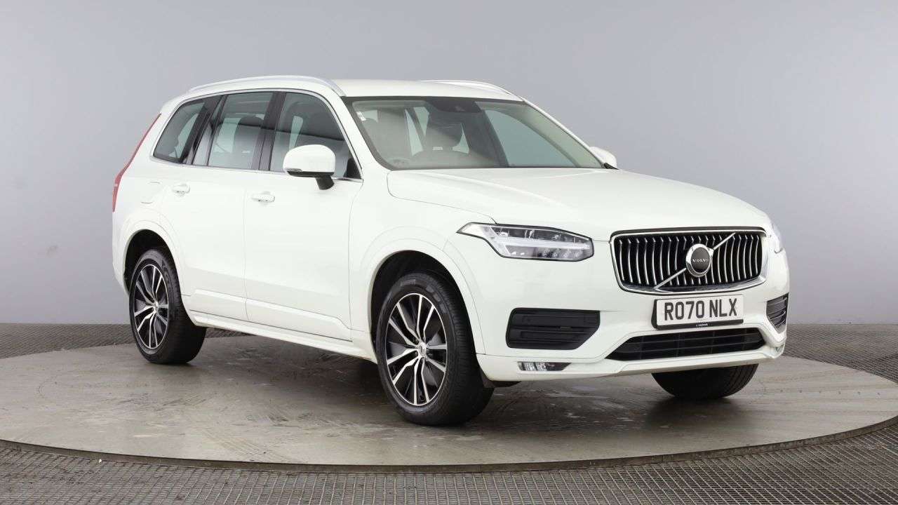 A 2021 VOLVO XC90 2.0 B5 MHEV Momentum SUV 5dr Diesel Hybrid Auto 4WD Euro 6 (s/s) (235 ps) A 2021 VOLVO XC90 2.0 B5 MHEV Momentum SUV 5dr Diesel Hybrid Auto 4WD Euro 6 (s/s) (235 ps)