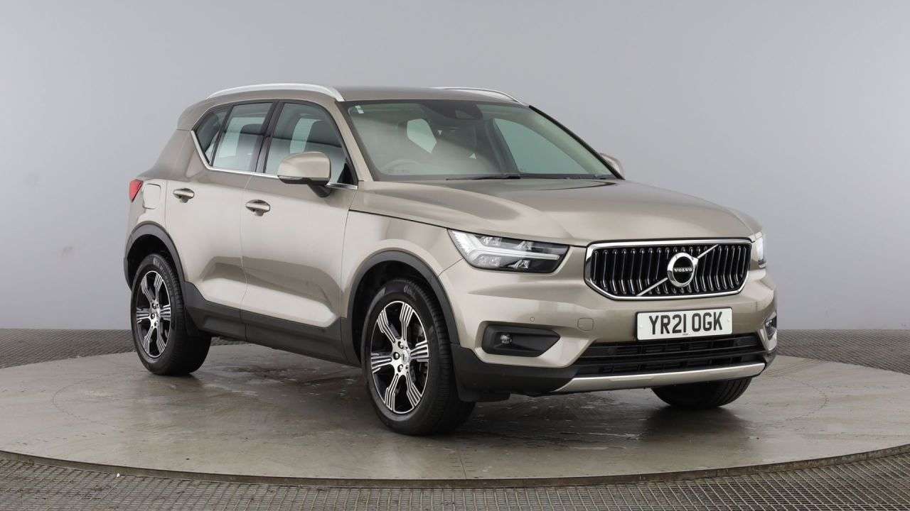 A 2021 VOLVO XC40 1.5 T3 Inscription SUV 5dr Petrol Auto Euro 6 (s/s) (163 ps) A 2021 VOLVO XC40 1.5 T3 Inscription SUV 5dr Petrol Auto Euro 6 (s/s) (163 ps)