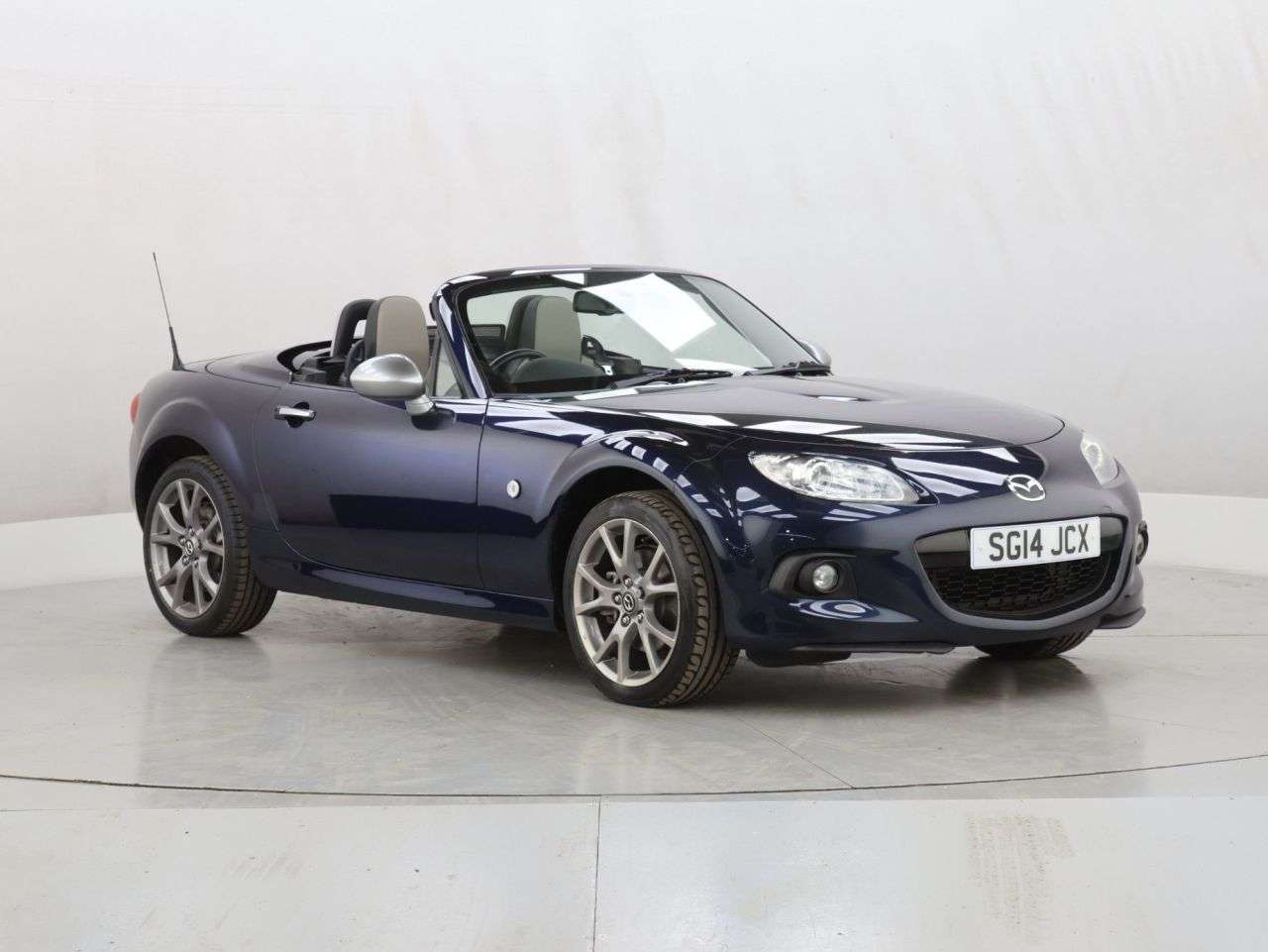 A 2014 MAZDA MX-5 1.8i Sport Venture Roadster 2dr Petrol Manual Euro 5 (126 ps) A 2014 MAZDA MX-5 1.8i Sport Venture Roadster 2dr Petrol Manual Euro 5 (126 ps)