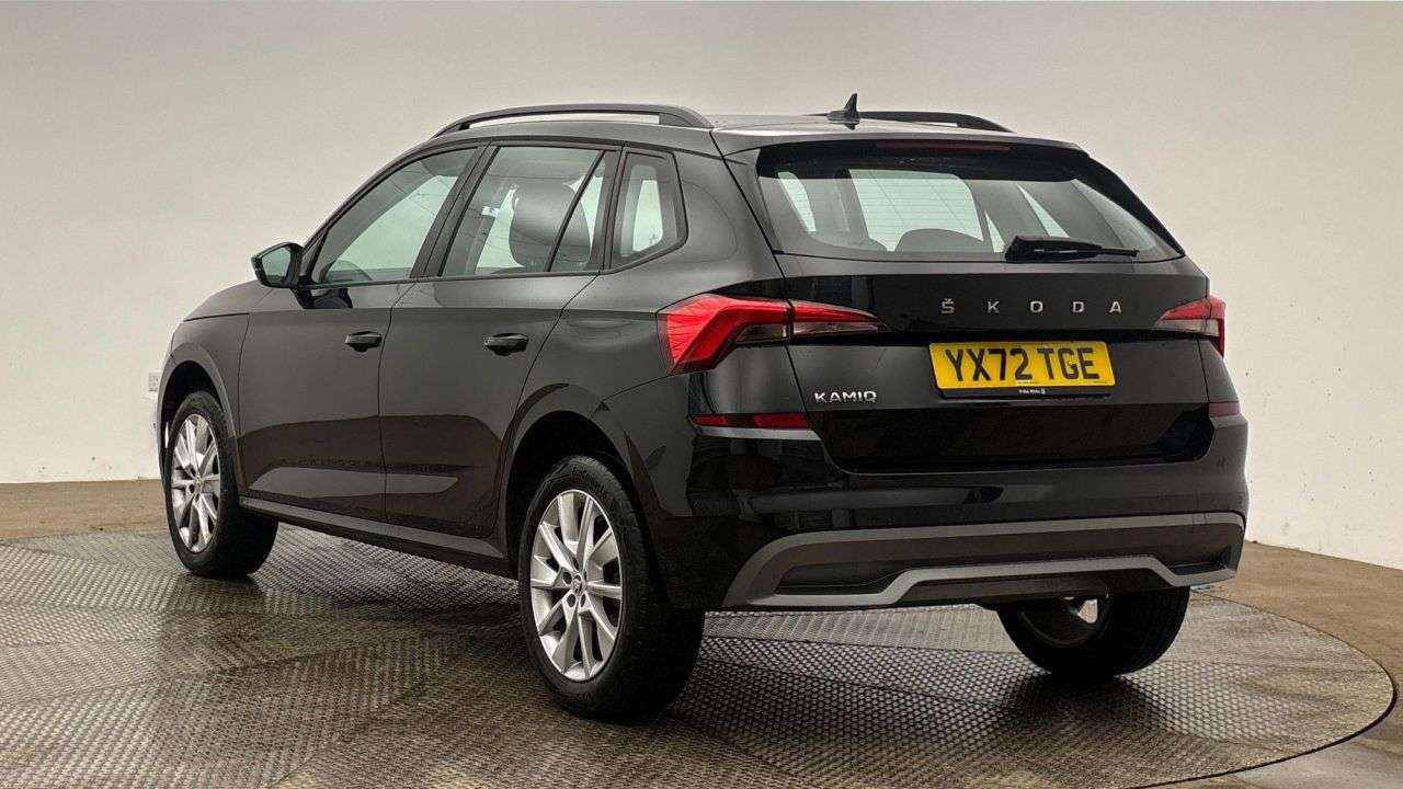 A 2022 SKODA KAMIQ 1.0 TSI SE SUV 5dr Petrol DSG Euro 6 (s/s) (110 ps) A 2022 SKODA KAMIQ 1.0 TSI SE SUV 5dr Petrol DSG Euro 6 (s/s) (110 ps)