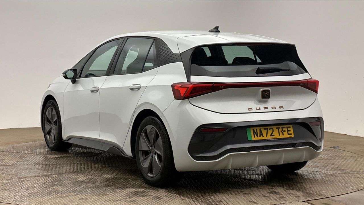 A 2022 CUPRA BORN 58kWh V1 Hatchback 5dr Electric Auto (204 ps) A 2022 CUPRA BORN 58kWh V1 Hatchback 5dr Electric Auto (204 ps)